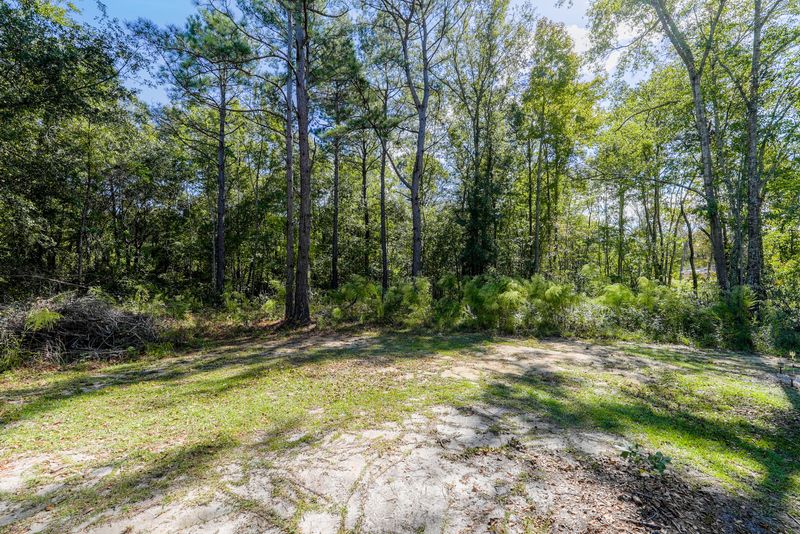 1102 Peru Rd, Saint Stephen, SC 29479