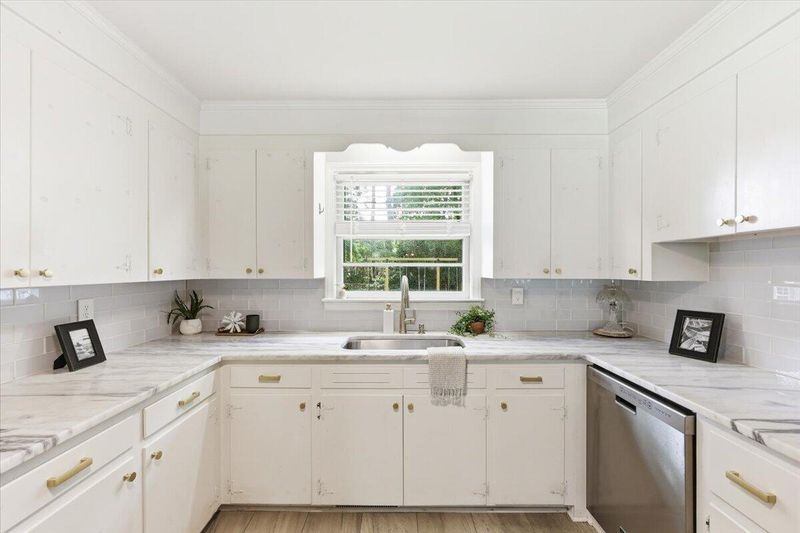 2627 Ridgewood Ave, Charleston, SC 29414