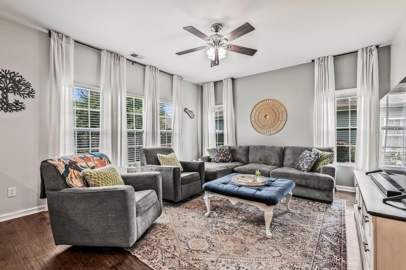 8518 Marsh Overlook, North Charleston, SC 29420