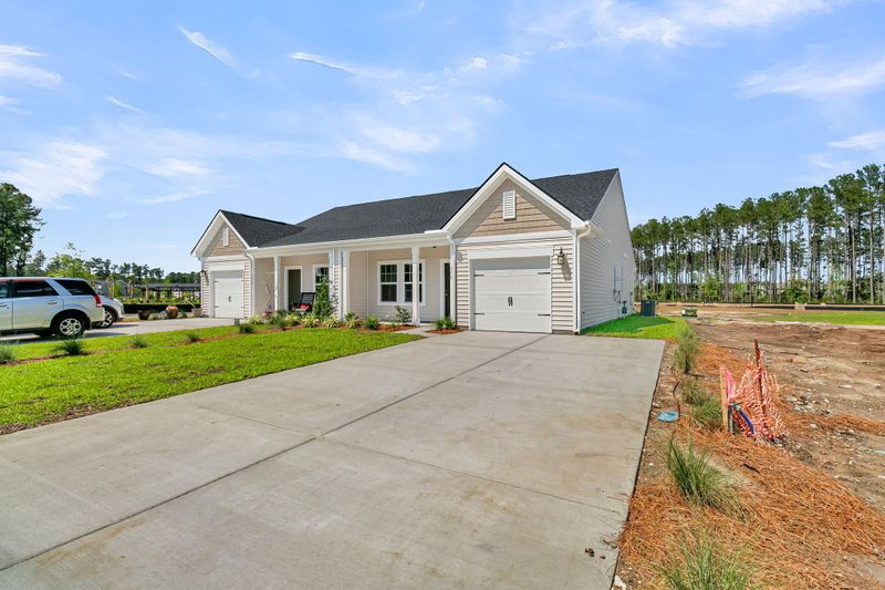 1065 Dusk Dr, Summerville, SC 29486