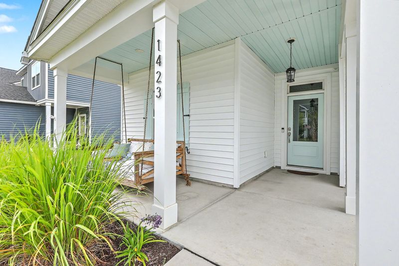 1423 Arabella St, Charleston, SC 29414