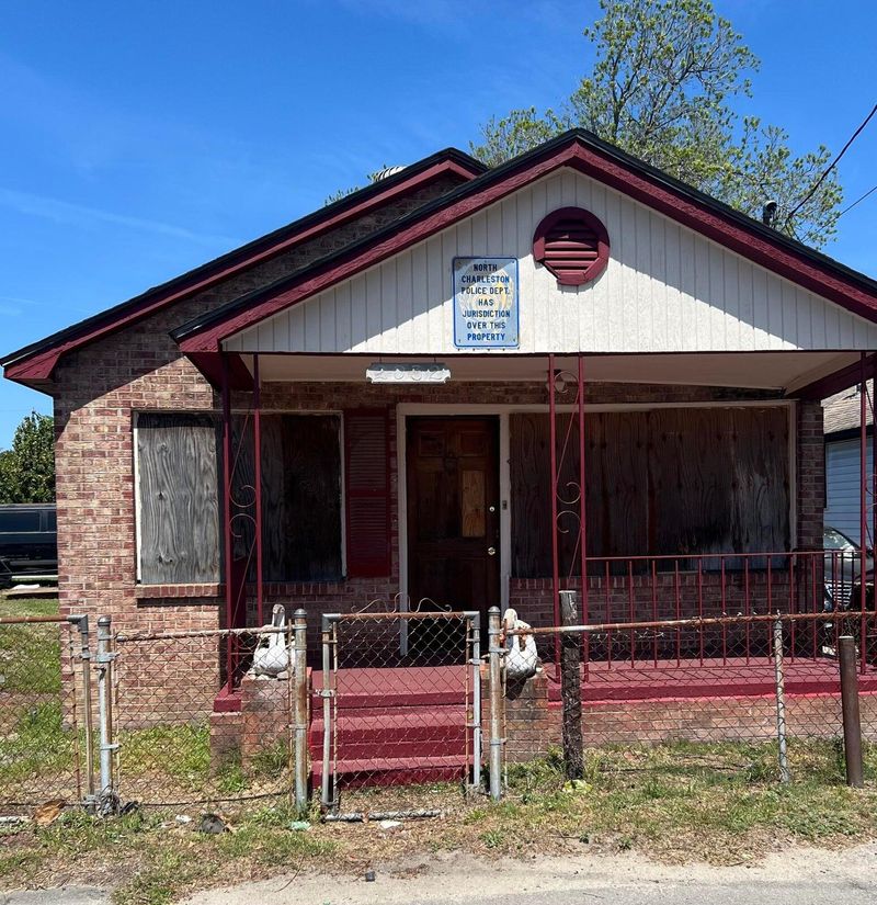 2032 Groveland Ave, North Charleston, SC 29405