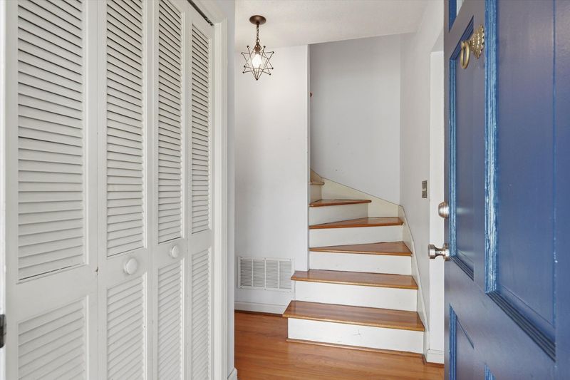 932 Tall Pine Rd, Mount Pleasant, SC 29464