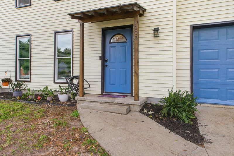 103 Miller Ct, Summerville, SC 29485