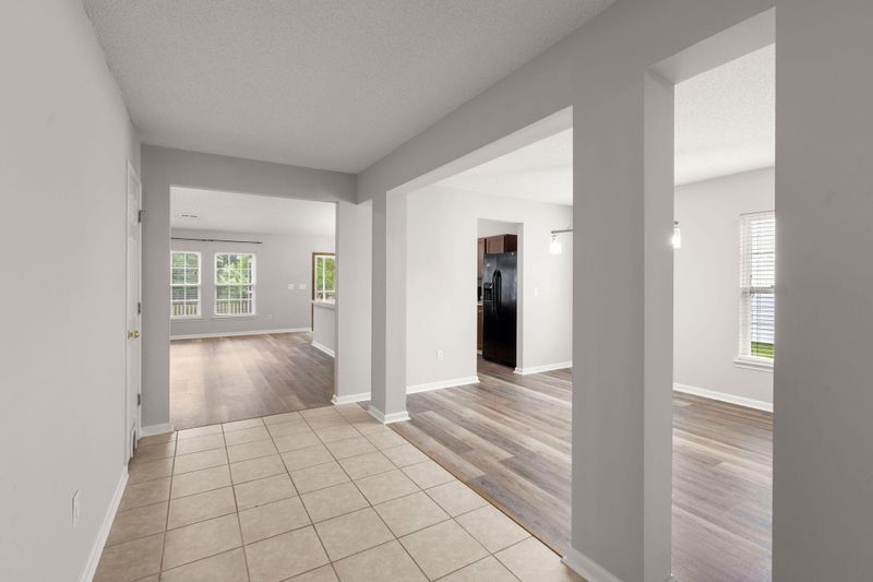 225 Border Rd, Goose Creek, SC 29445