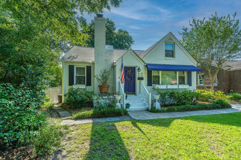 64 Clemson St, Charleston, SC 29403