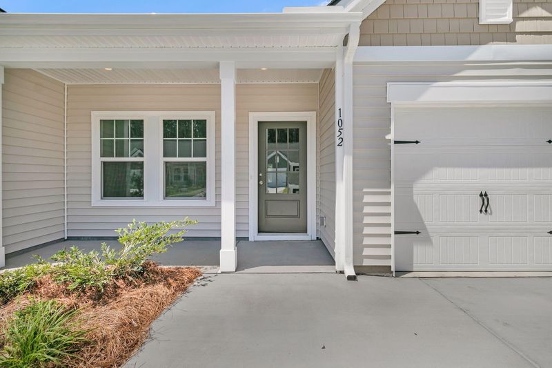 1067 Dusk Dr, Summerville, SC 29486