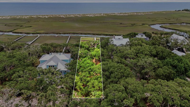14 Hammocks Way, Edisto Island, SC 29438