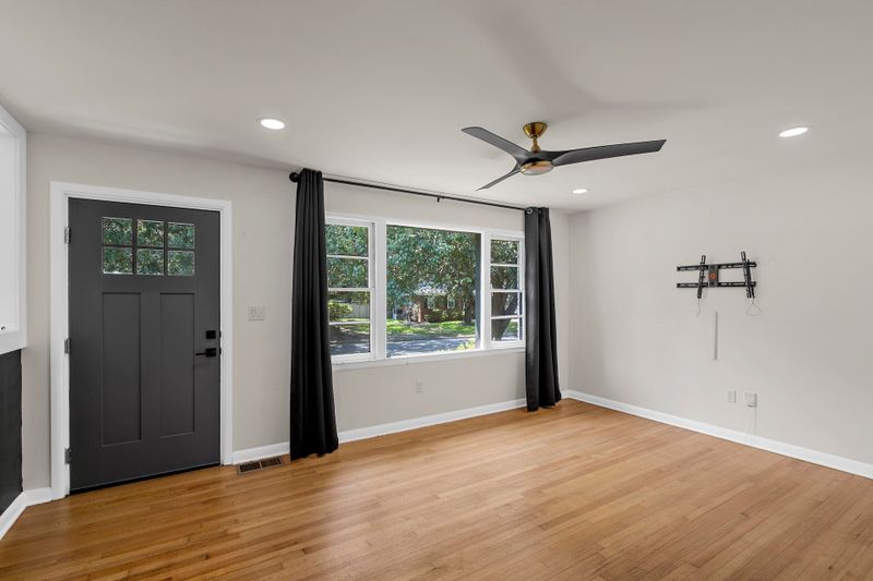 5150 Monterey St, North Charleston, SC 29405
