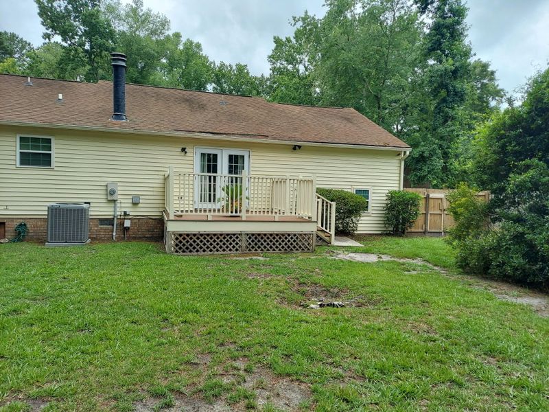 406 Willow Ct, North Charleston, SC 29420