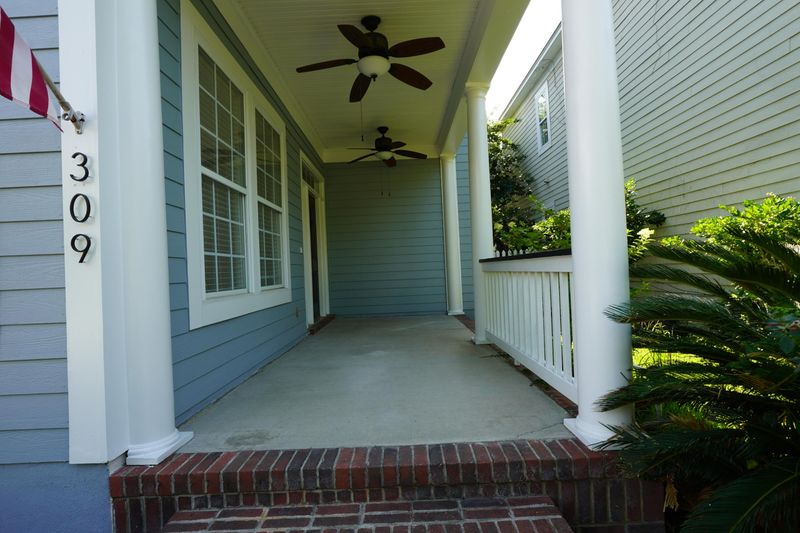 309 White Gables Dr, Summerville, SC 29483