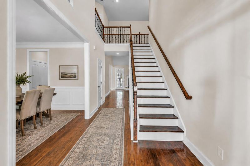 5413 Clairmont Ln, North Charleston, SC 29420