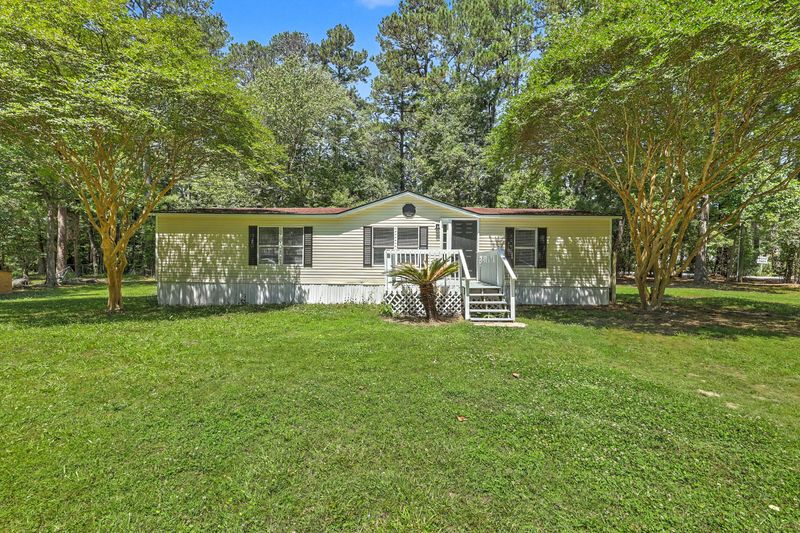 100 Carroll Ln, Summerville, SC 29486