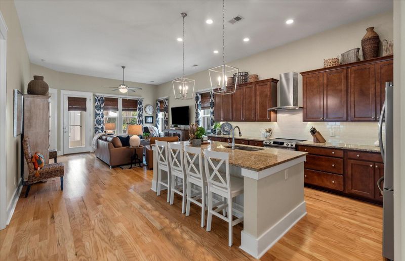 118 Starling St, Summerville, SC 29483
