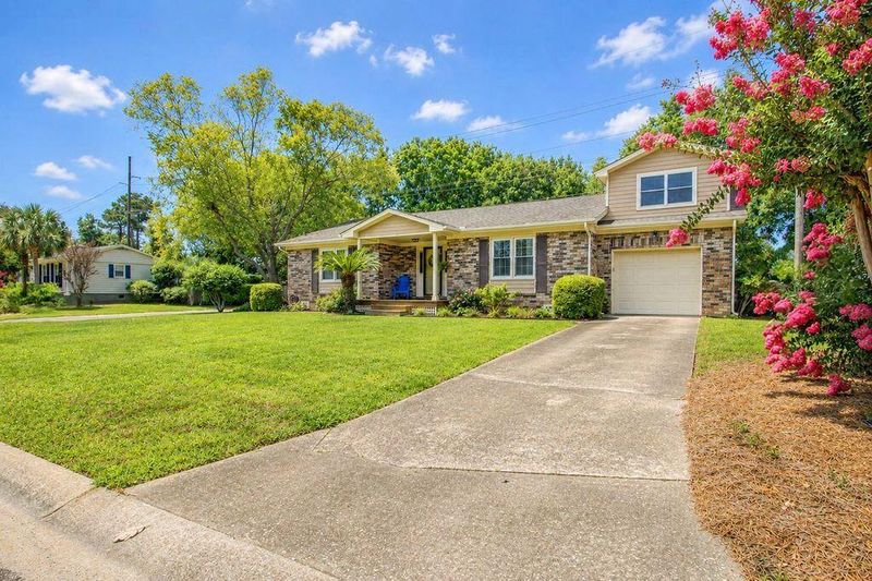 1119 Island View Dr, Mount Pleasant, SC 29464