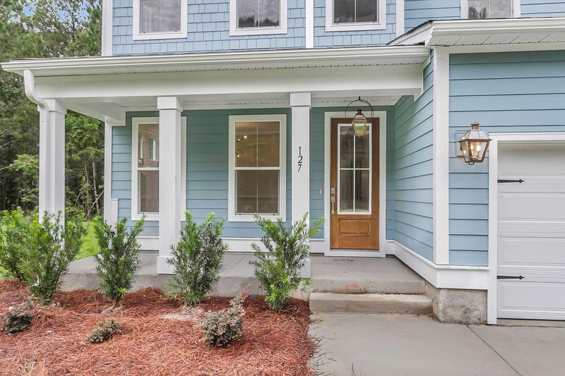 127 Cherrywood Dr, Summerville, SC 29483