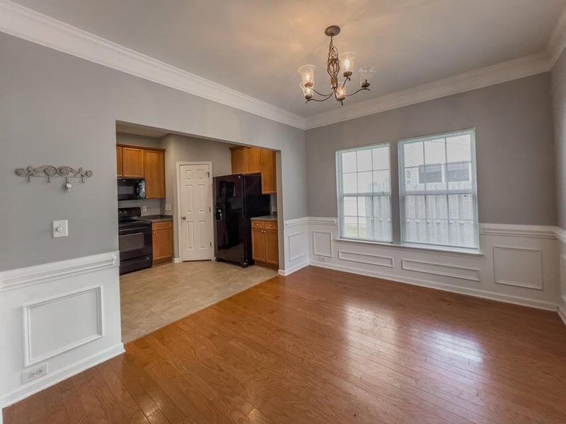 121 Valentin Dr, Summerville, SC 29483