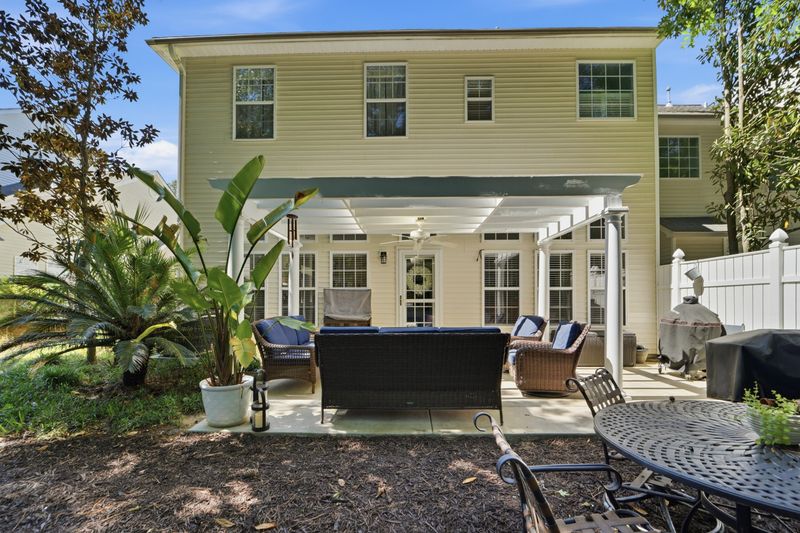 2451 Draymohr Ct, Mount Pleasant, SC 29466