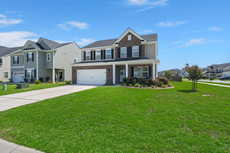 300 Blue Shadows Ct, Summerville, SC 29486