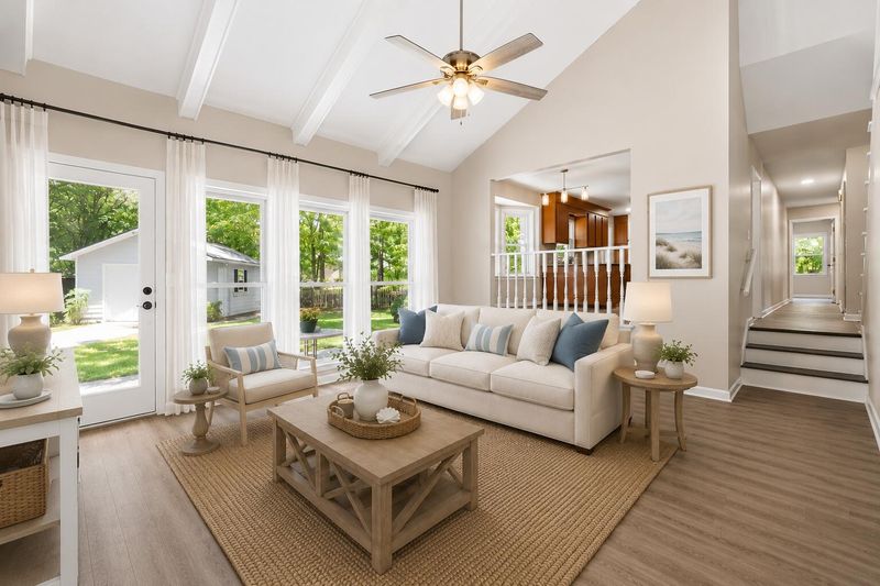126 Fox Chase Dr, Goose Creek, SC 29445