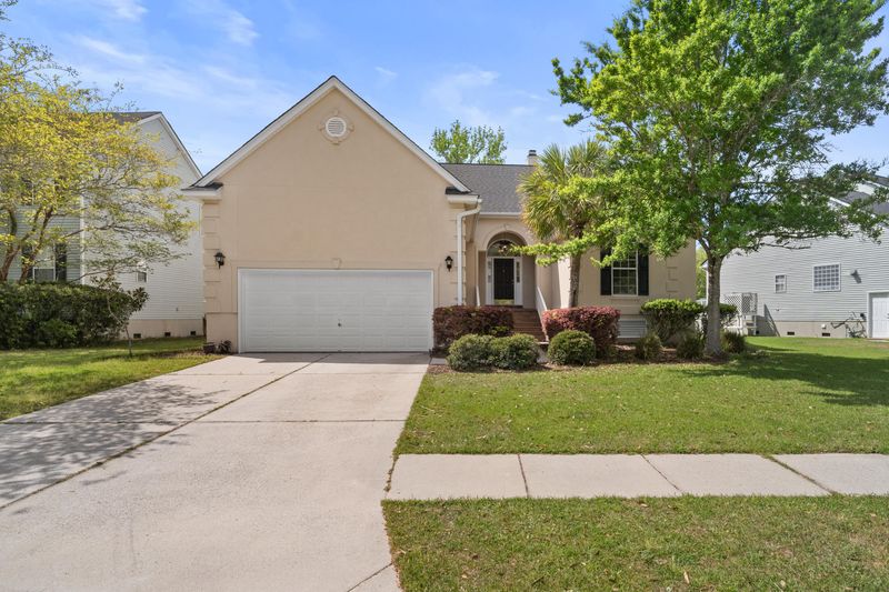 1892 Palmetto Isle Dr, Mount Pleasant, SC 29466