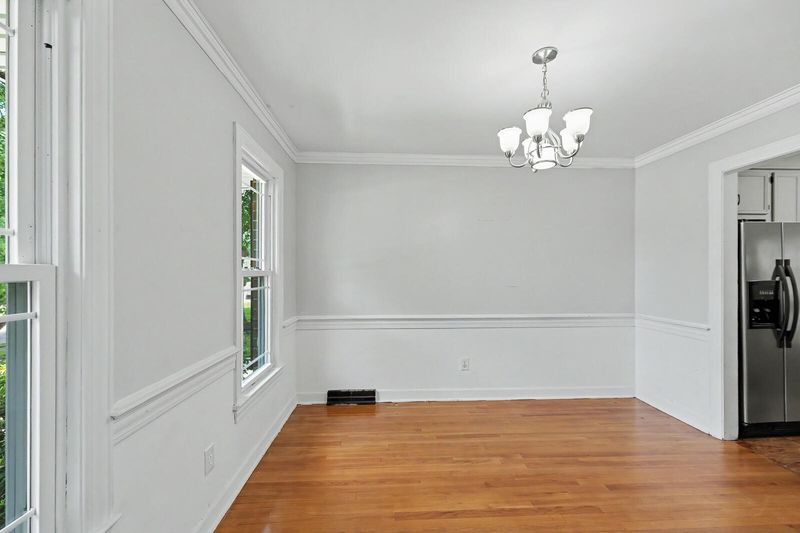 300 Eastover Cir, Summerville, SC 29483