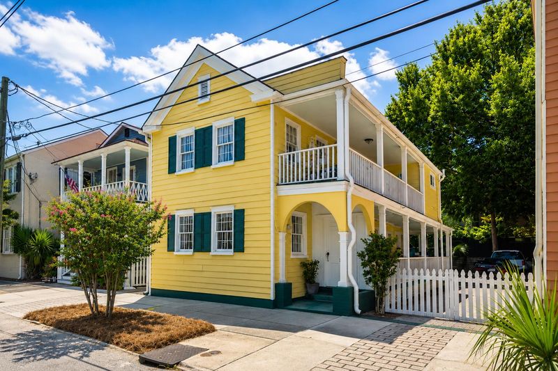 3 Judith St, Charleston, SC 29403