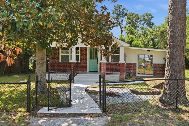 107 Grant St, Walterboro, SC 29488