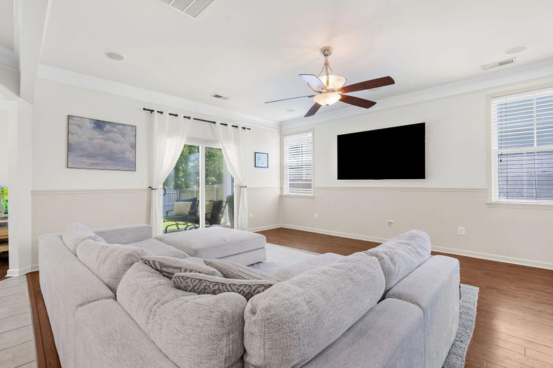 237 Oglethorpe Cir, Moncks Corner, SC 29461