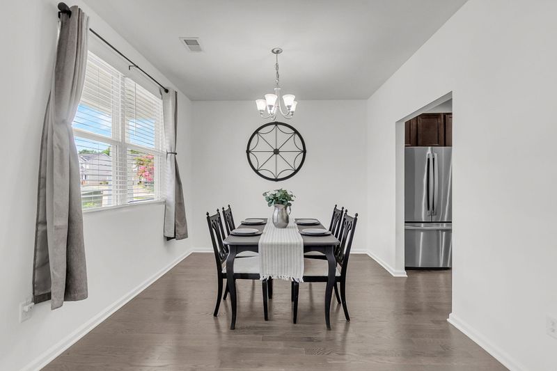 9101 Parlor Dr, Ladson, SC 29456