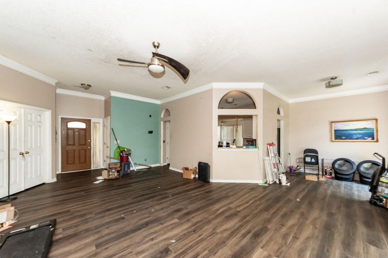 8321 Loggers Rn, Charleston, SC 29420