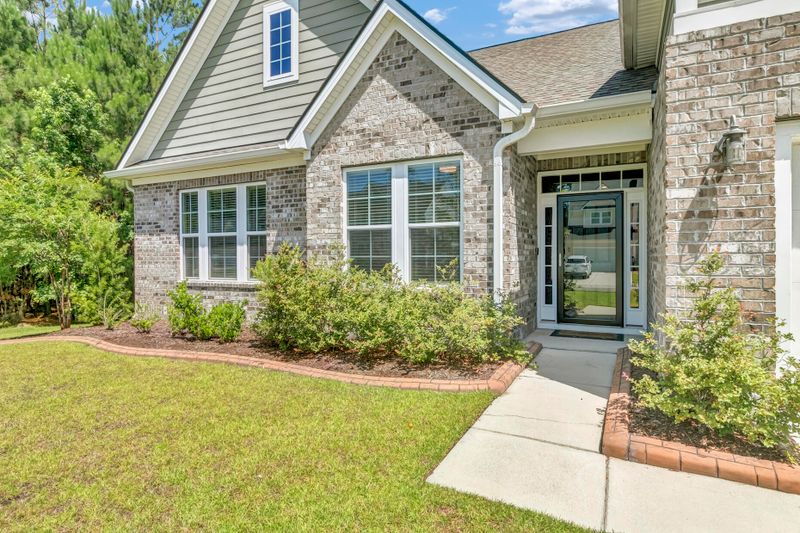 111 Misty Waters Ct, Summerville, SC 29483