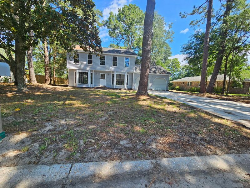 688 Pelzer Dr, Mount Pleasant, SC 29464