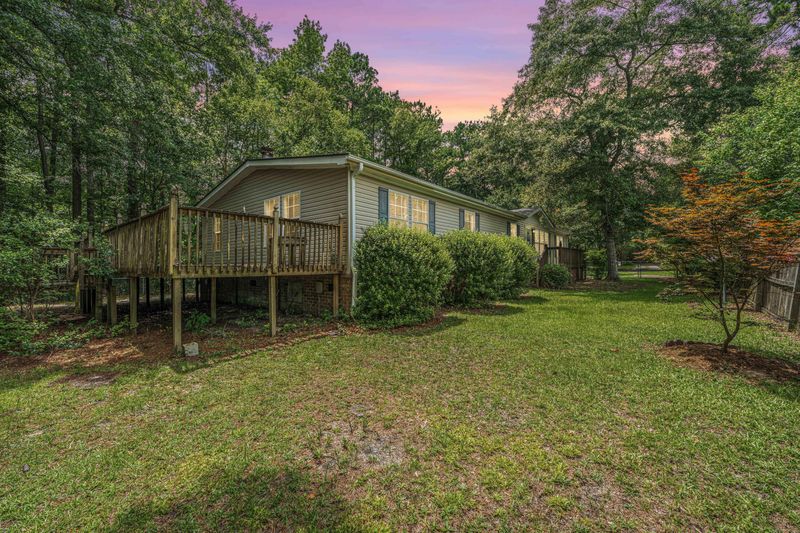 100 Autumn Ln, Moncks Corner, SC 29461