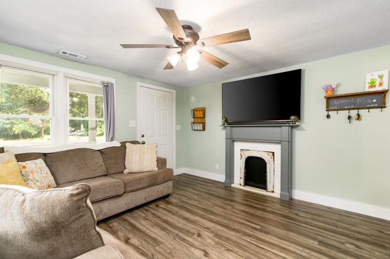 1370 Old Whitesville Rd, Moncks Corner, SC 29461
