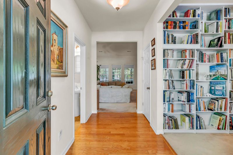 1722 Waterbrook Dr, Charleston, SC 29414