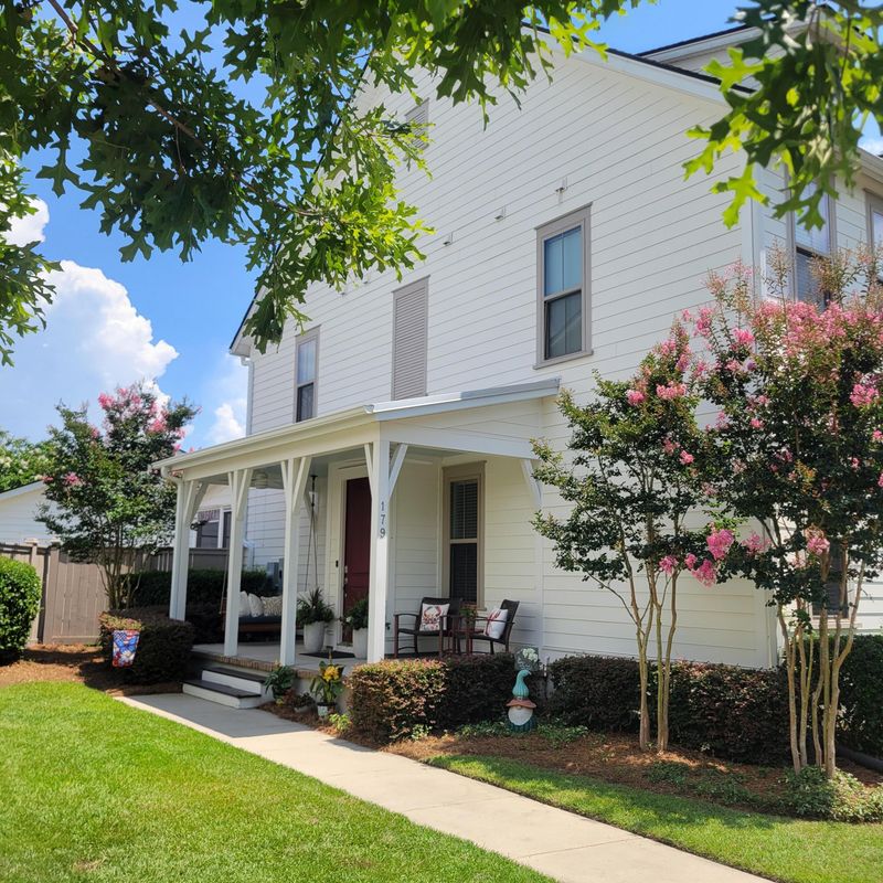 179 Great Lawn Dr, Summerville, SC 29486