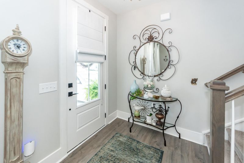 232 Summer Tanager Dr, Ravenel, SC 29470