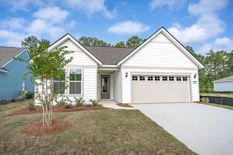 645 Coral Bells Ln, Summerville, SC 29483