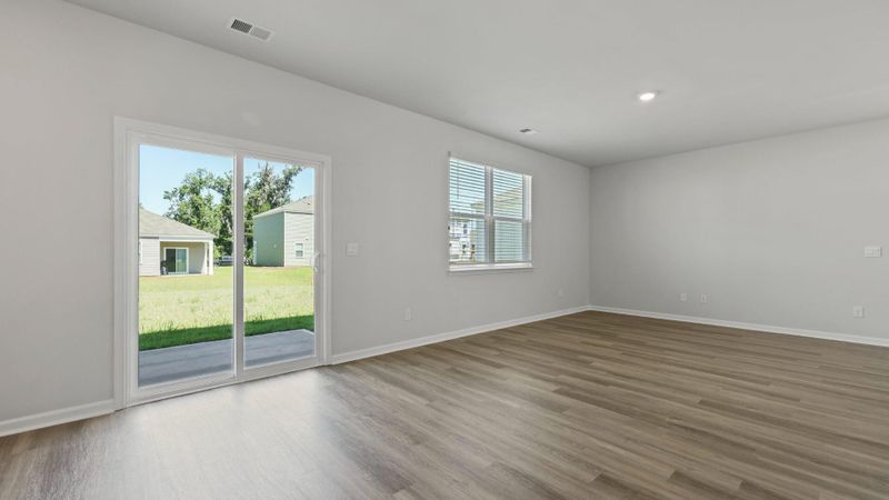 9029 Salamander Rd, North Charleston, SC 29406