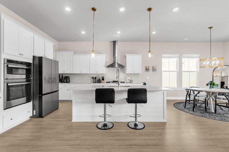 402 Parish Farms Dr, Summerville, SC 29486