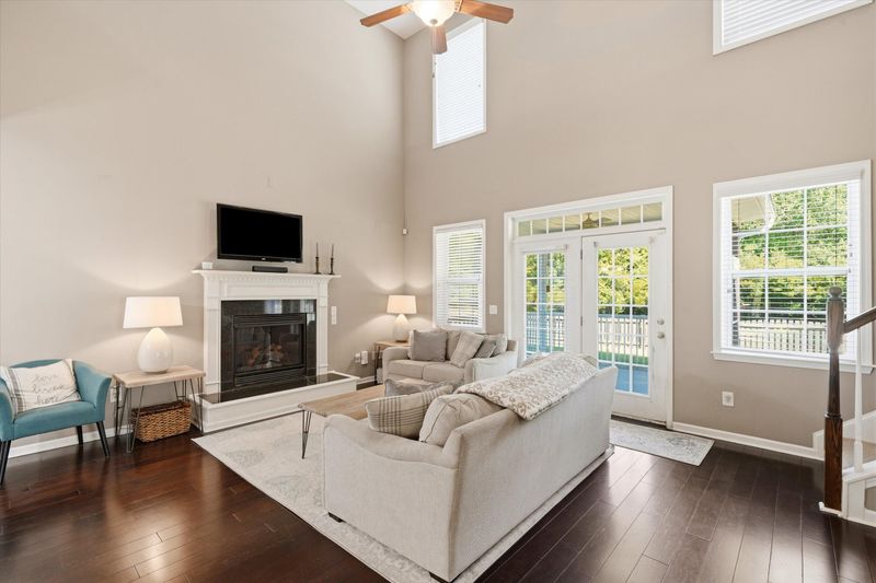 8560 Sentry Cir, North Charleston, SC 29420