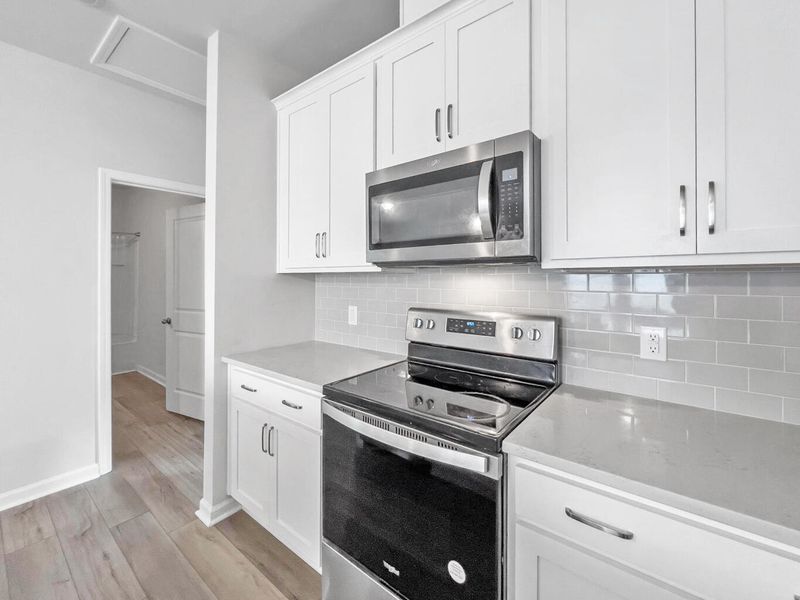160 Cypress Plantation Rd, Moncks Corner, SC 29461