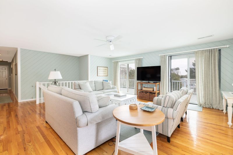 6 4th Ave, Isle Of Palms, SC 29451
