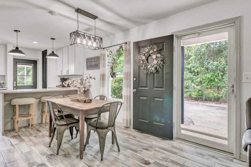 127 United Ln, Ridgeville, SC 29472