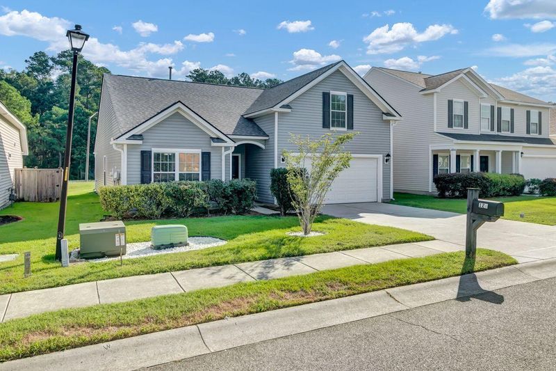 128 Mayfield Dr, Goose Creek, SC 29445