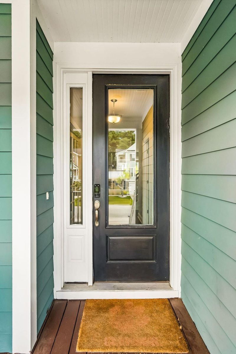 523 Amalie Farms Dr, Charleston, SC 29492