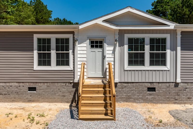 299 Friendship Cir, Pineville, SC 29468