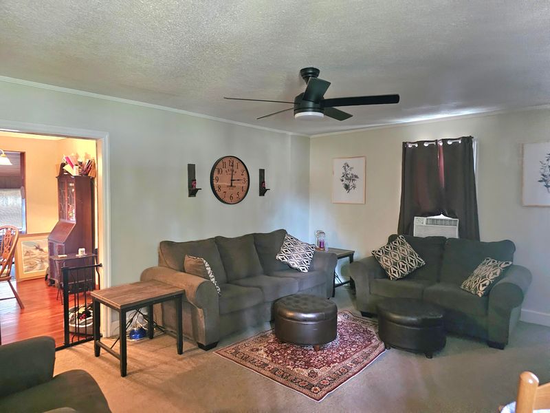 205 Forest Cir, Walterboro, SC 29488