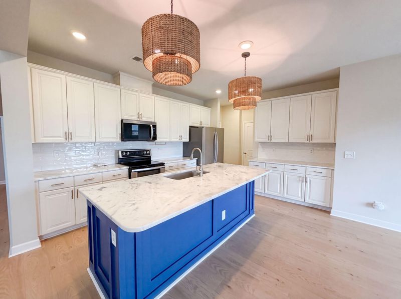 142 Lucca Dr, Summerville, SC 29486